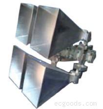 四喇叭单脉冲天线